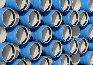 Niskoszumowa kanalizacja wewnętrzna – dlaczego warto?